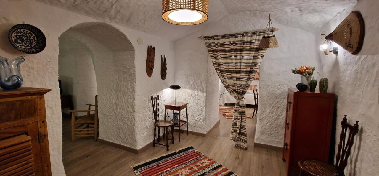 Cueva De La Higuera Villa Guadix Exteriör bild
